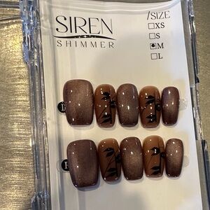 Brown Ombre Press-On Nails with Black Leaf Design